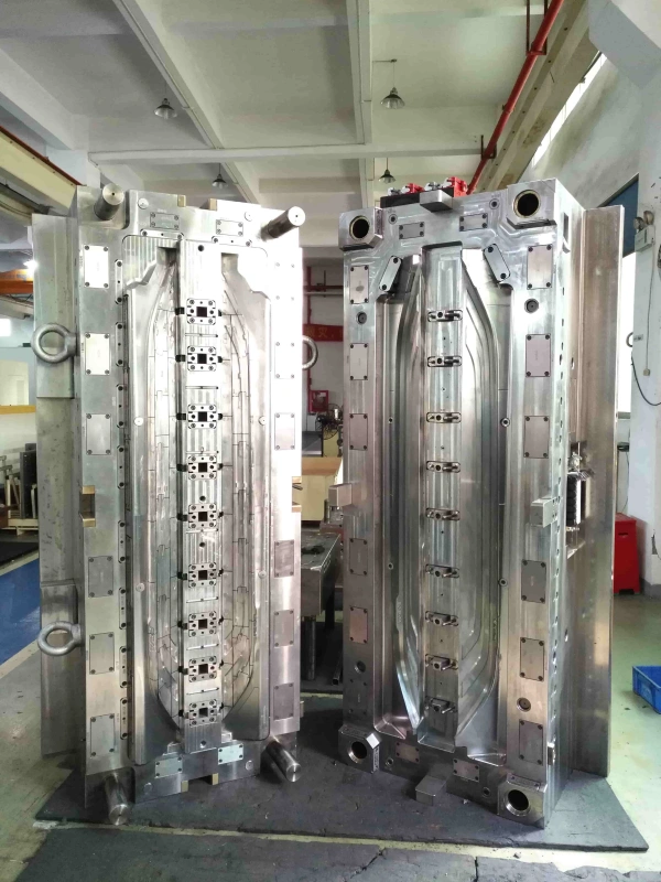 Toyota Vehicle Big Size Mold Manufacturing Tooling